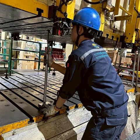 ซ่อมเครื่องจักร,ติดตั้งเครื่องจักร,ย้ายเครื่องจักร,overhaul เครื่องจักร,spare parts machine
